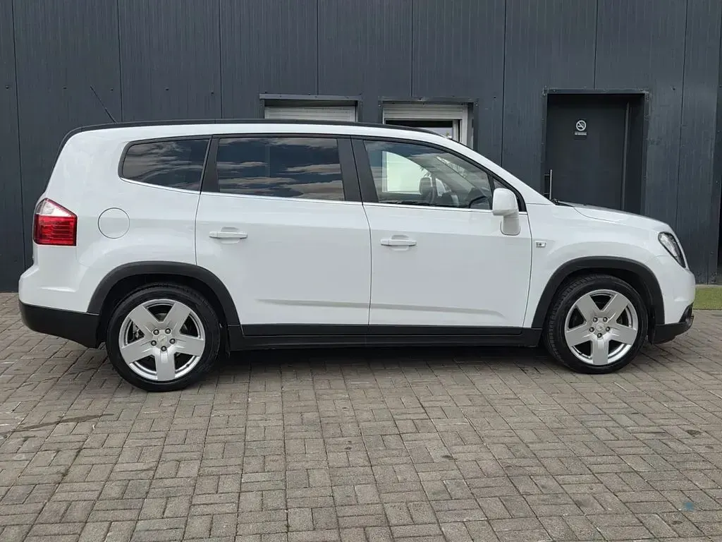 Gebraucht Chevrolet Orlando LTZ 163 PS (119 kW) 2013 Weiß Van / Kleinbus