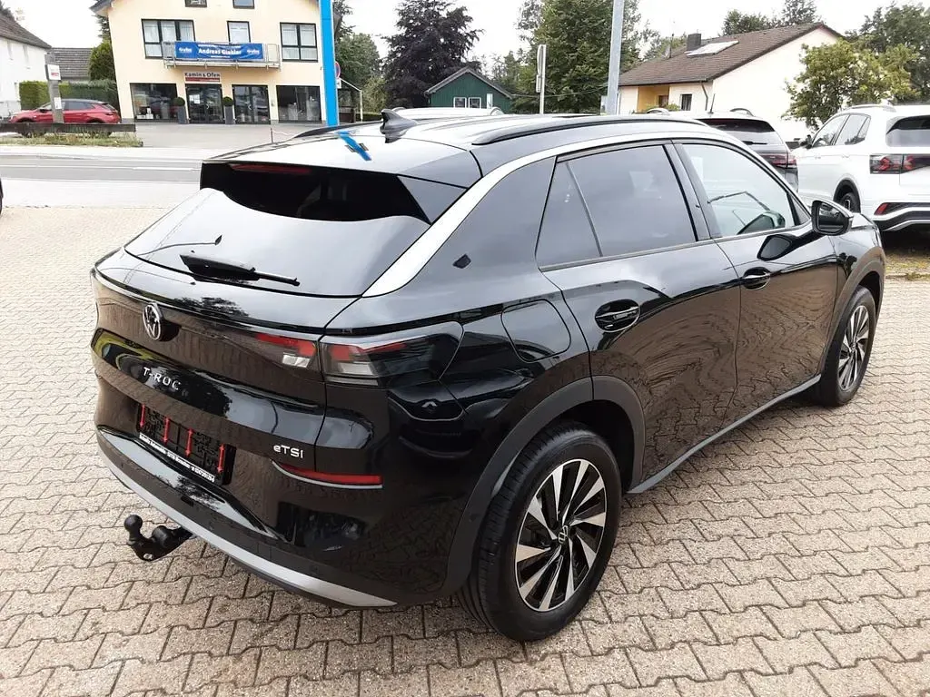 Neu VW T-Roc 150 PS (110 kW) 2026 Schwarz SUV