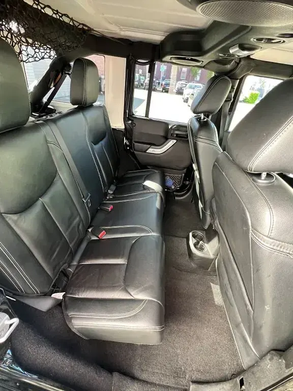 Gebraucht Jeep Wrangler Sahara 200 PS (147 kW) 2014 Schwarz SUV