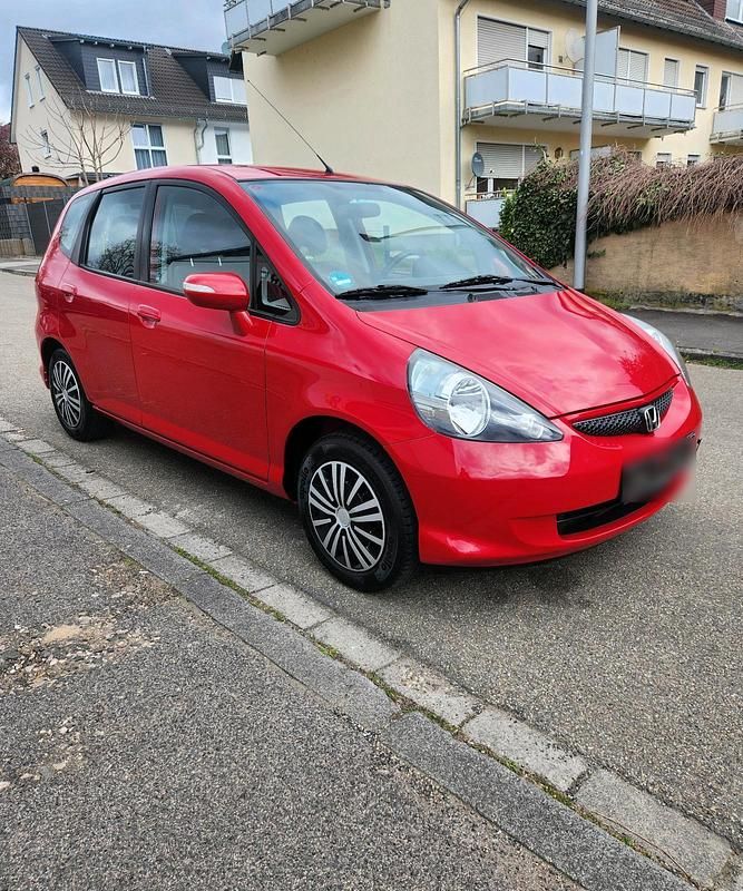 Gebraucht Honda Jazz 83 PS (61 kW) 2006 Rot Kleinwagen