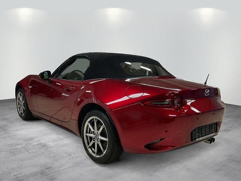 Neu Mazda MX5 132 PS (97 kW) 2025 Soul red crystal m Cabrio