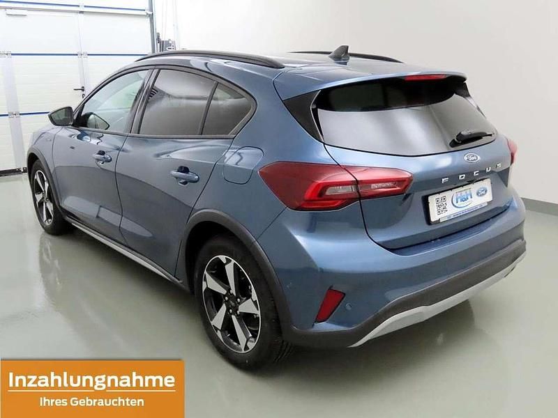 Second-hand Ford Focus Active 125 CP (91 kW) 2024 Albastru Berlinǎ