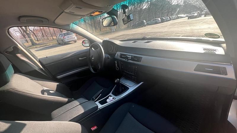 Gebraucht BMW 318 129 PS (94 kW) 2005 Limousine