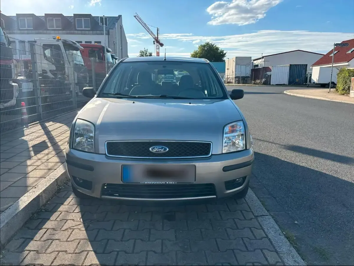 Gebraucht Ford Fusion 80 PS (58 kW) 2003 Gold Kleinwagen
