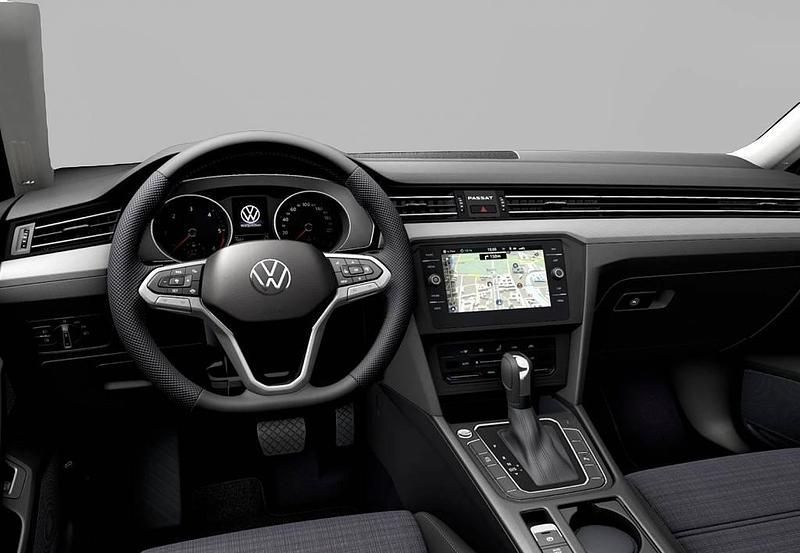 Gebraucht VW Passat 150 PS (110 kW) 2021 Silber Kombi