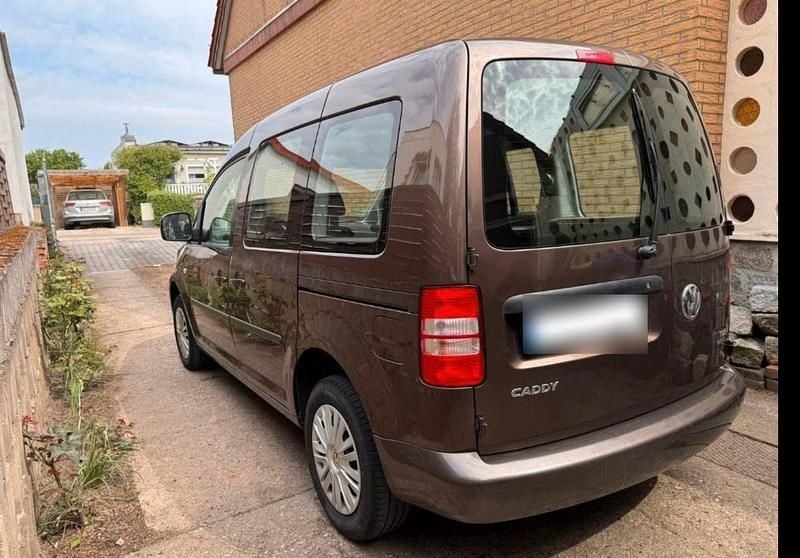 Second-hand VW Caddy 102 CP (75 kW) 2014 Maro Monovolum