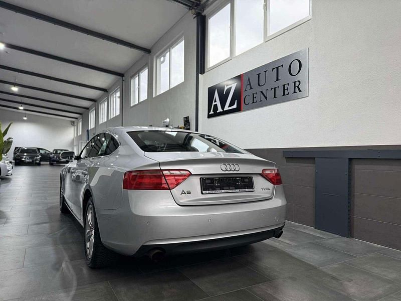 Gebraucht Audi A5 Business 170 PS (125 kW) 2012 Eissilber Coupé