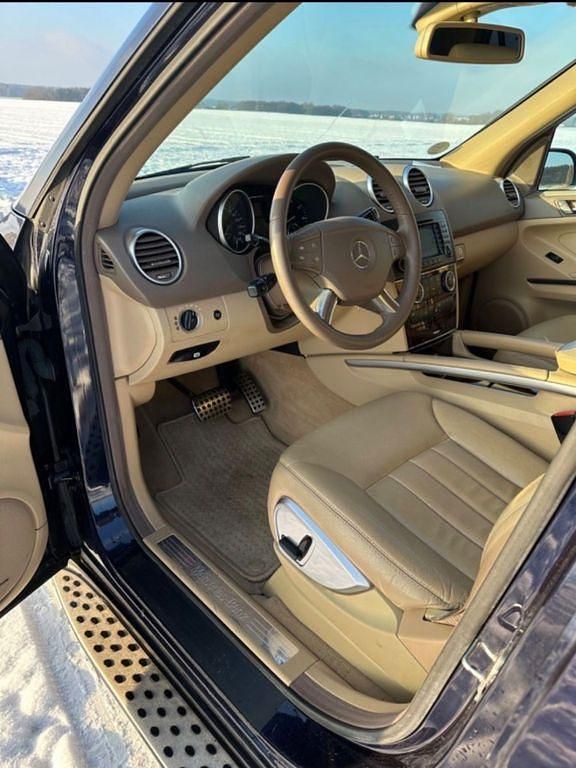 Gebraucht Mercedes ML350 272 PS (200 kW) 2006 Blau SUV