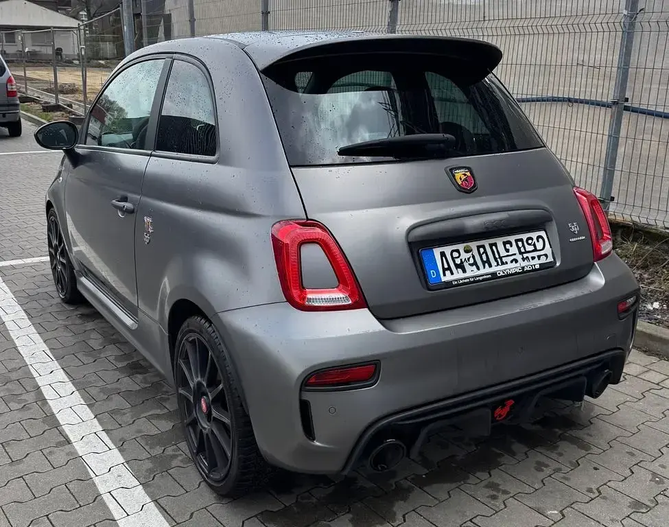 Używany Abarth 595 Esseesse 179 KM (131 kW) 2021 Szary Hatchback