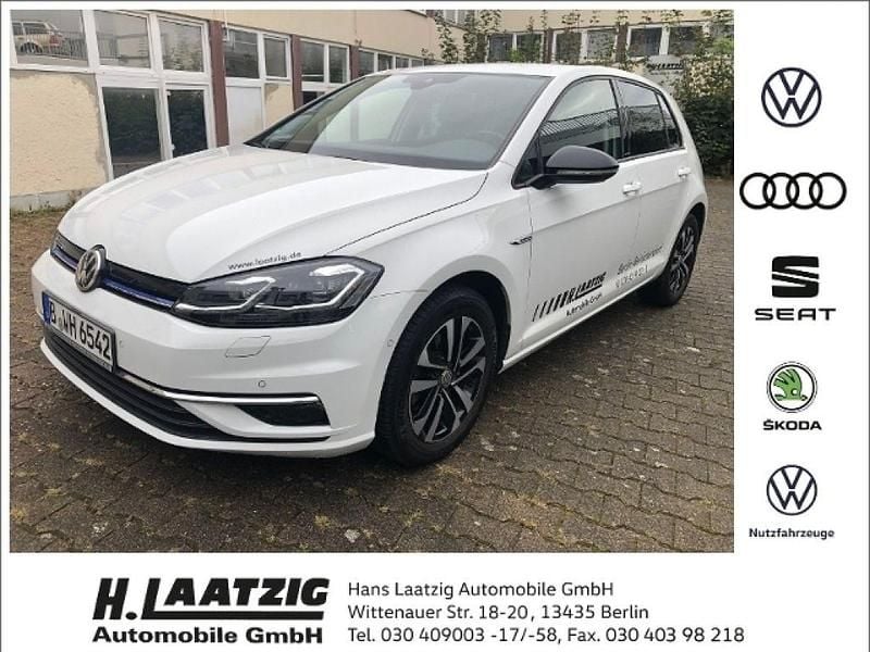 Pure white Gebraucht 2020 VW Golf VII Limousine | 15.989 € (Superpreis) - Bild 1/4
