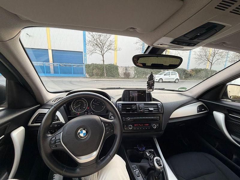 Gebraucht BMW 120 184 PS (135 kW) 2012 Grau Kleinwagen