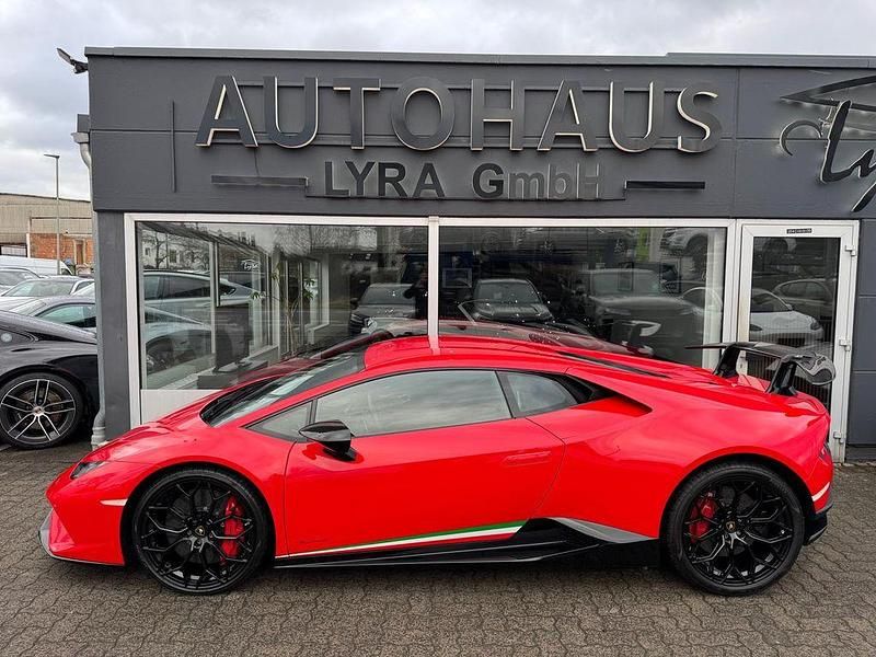 Gebraucht Lamborghini Huracán 639 PS (469 kW) 2017 Rosso mars Coupé