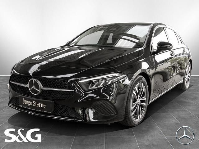 Schwarz Gebraucht 2024 Mercedes A180 Progressive Kleinwagen | 31.377 € (Fairer Preis) - Bild 1/4