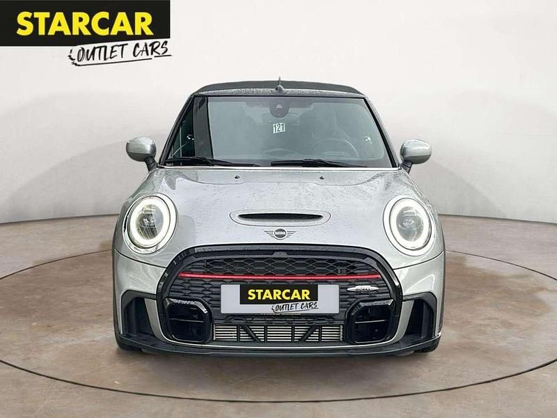 Melting silver iii Gebraucht 2023 Mini John Cooper Works Cabriolet Essential Cabrio | 34.970 € (Guter Preis) - Bild 1/4