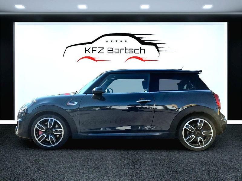 Gebraucht Mini John Cooper Works 231 PS (169 kW) 2019 Grau Kleinwagen