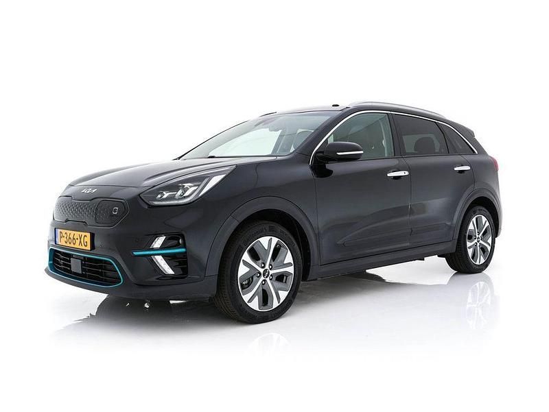 Gebraucht Kia e-Niro 150 kW (204 PS) 2022 Schwarz SUV