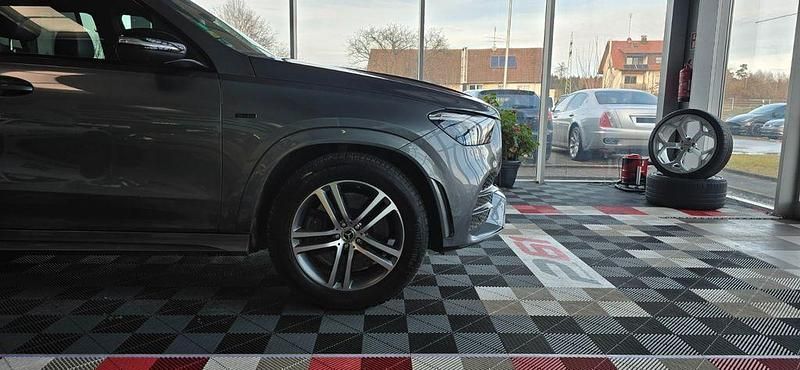Gebraucht Mercedes GLE350 AMG 194 PS (142 kW) 2021 Grau SUV