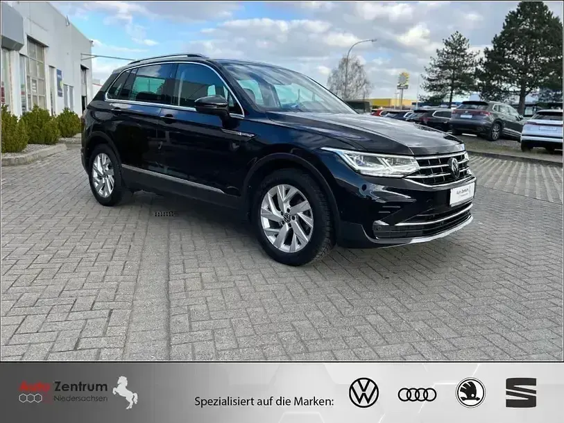 Gebraucht VW Tiguan IQ Drive 150 PS (110 kW) 2023 Schwarz SUV