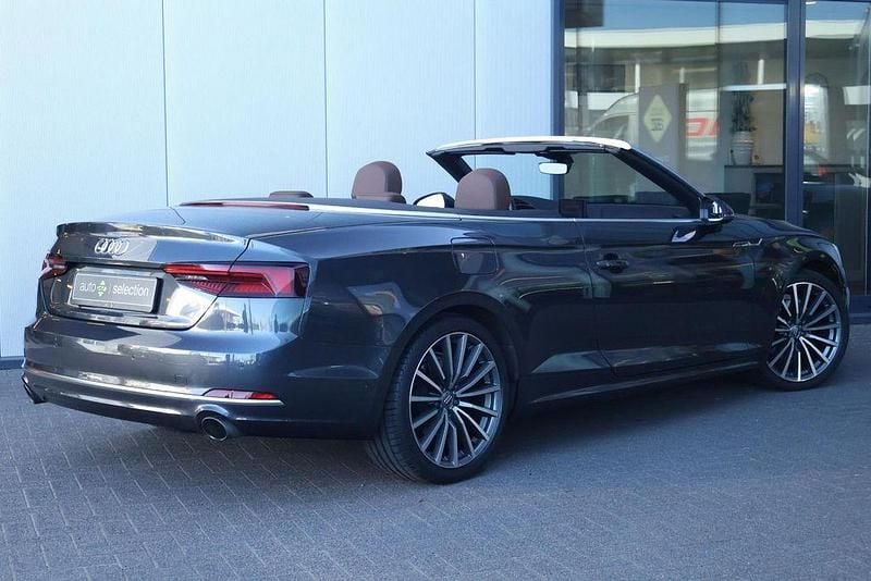 Gebraucht Audi A5 Cabriolet Sport 190 PS (139 kW) 2017 Grau Cabrio