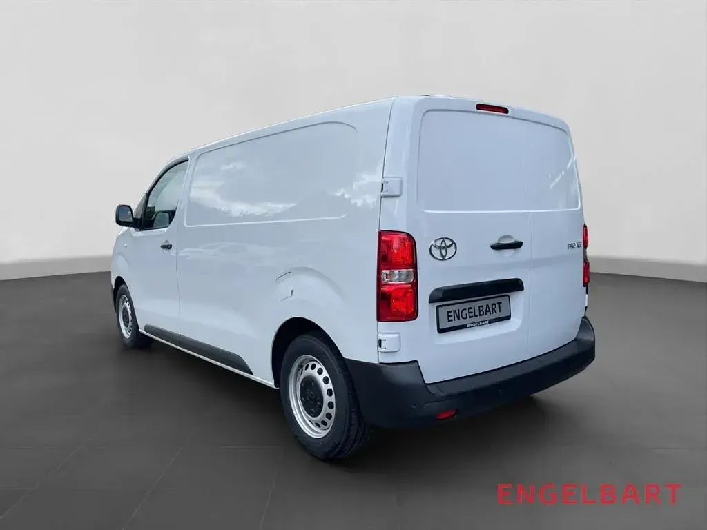 Neu Toyota Proace 120 PS (88 kW) 2026 Weiss Van / Kleinbus