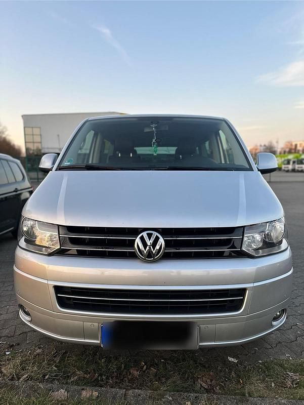 Usata VW Multivan 179 CV (131 kW) 2015 Argento Monovolume