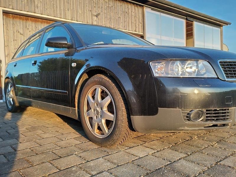 Gebraucht Audi A4 220 PS (161 kW) 2001 Schwarz Kombi