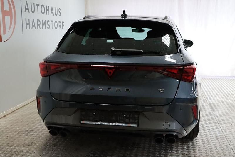 Neu Cupra Leon VZ 333 PS (244 kW) 2025 Grau Limousine