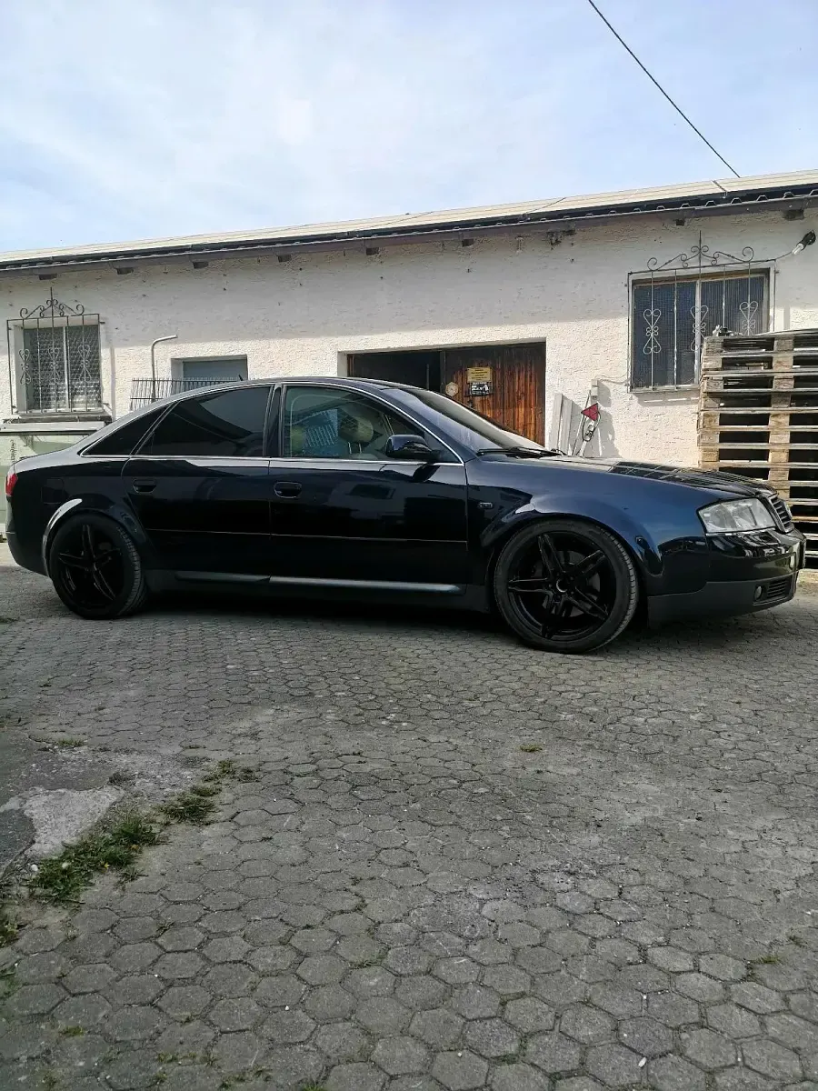 Gebraucht Audi A6 299 PS (219 kW) 2002 Blau Limousine