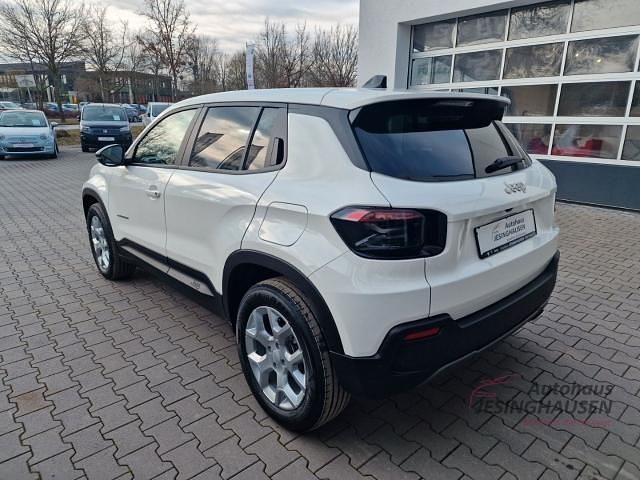 Neu Jeep Avenger Longitude 101 PS (74 kW) 2025 Weiss SUV