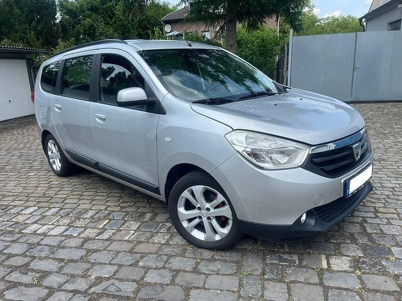 Grau Gebraucht 2013 Dacia Lodgy Van / Kleinbus | 6.300 € (Guter Preis) - Bild 1/4