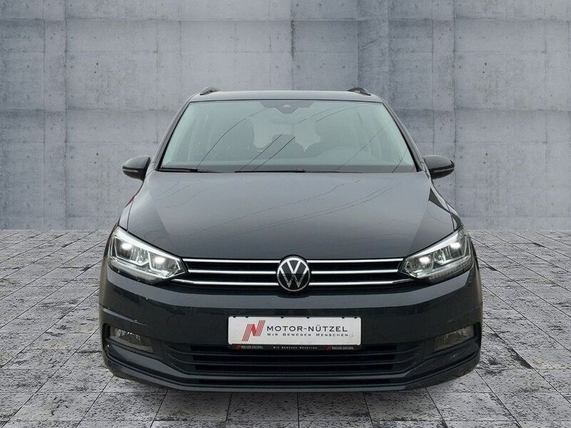 Gebraucht VW Touran Comfortline 150 PS (110 kW) 2021 Grau Van / Kleinbus