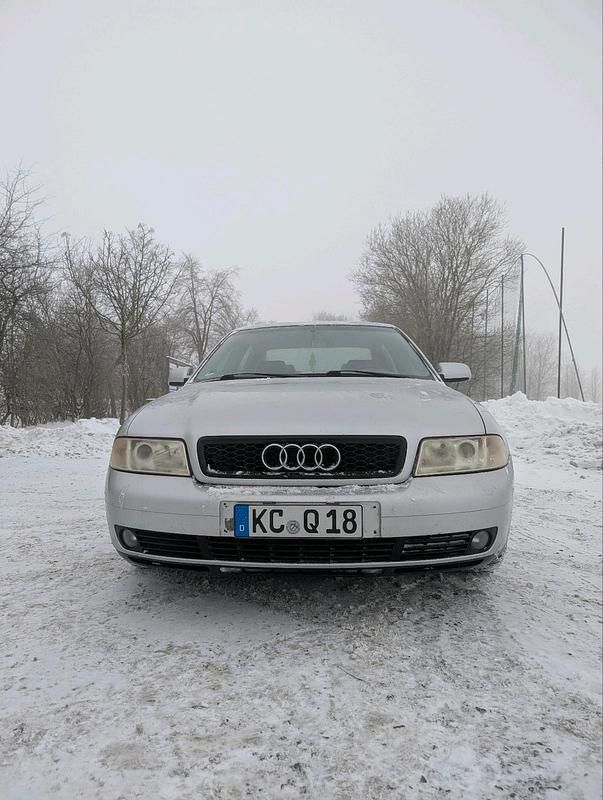 Gebraucht Audi A4 101 PS (74 kW) 1999 Silber Limousine