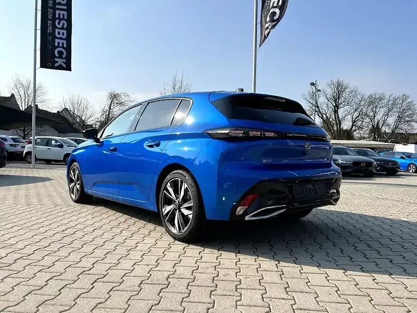 Gebraucht Peugeot 308 Allure 131 PS (96 kW) 2023 Blau Limousine