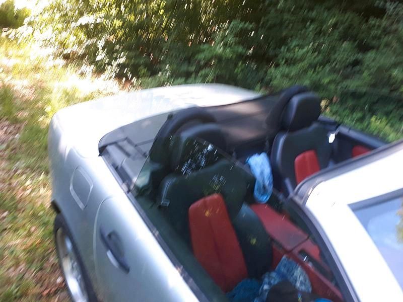 Gebraucht Mercedes SLK230 AMG 193 PS (141 kW) 1998 Silber Cabrio