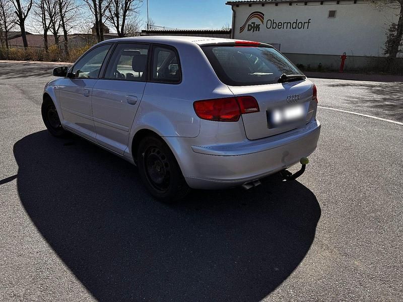 Gebraucht Audi A3 Attraction 105 PS (77 kW) 2008 Silber Kleinwagen