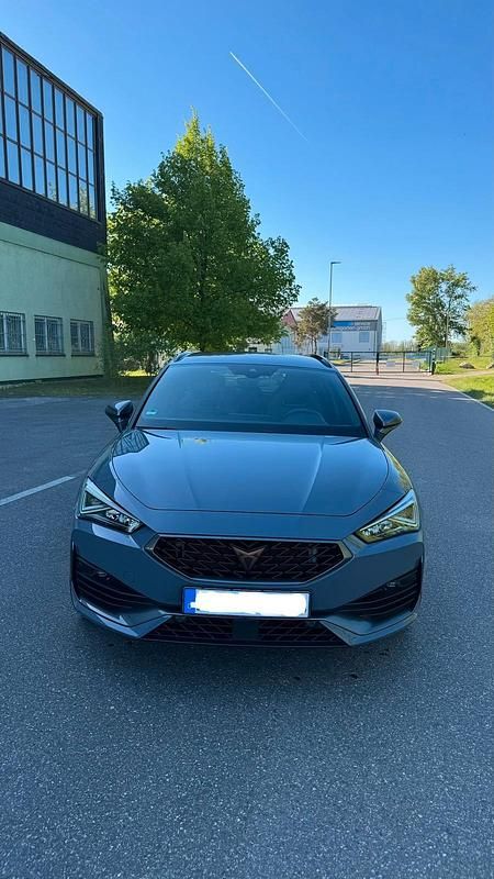 Second-hand Cupra Leon 245 CP (180 kW) 2021 Gri Break