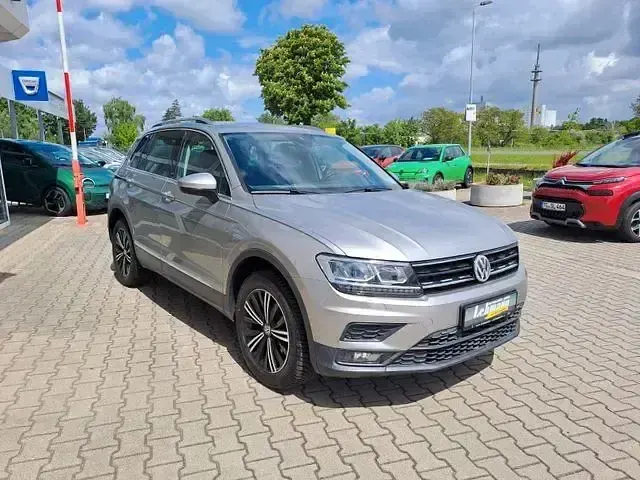 Gebraucht VW Tiguan Sound 190 PS (139 kW) 2017 Silber SUV