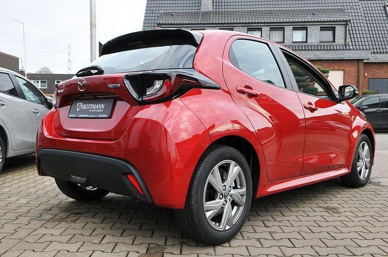 Neu Mazda 2 Exclusive-Line 116 PS (85 kW) 2025 Rot Limousine