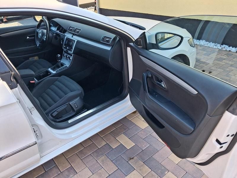 Gebraucht VW Passat 177 PS (130 kW) 2014 Weiß Coupé