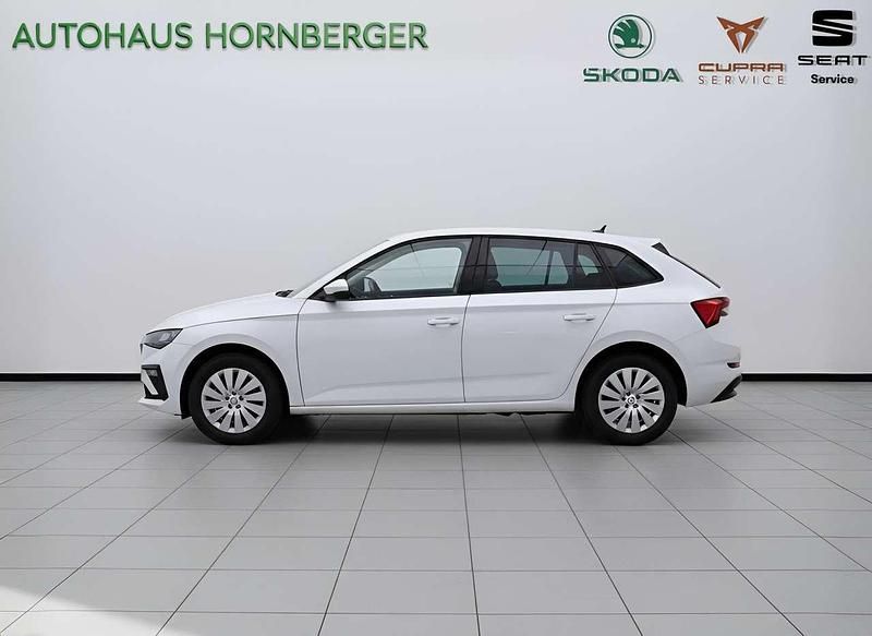 Neu Skoda Scala 116 PS (85 kW) 2025 Candyweiss Kleinwagen