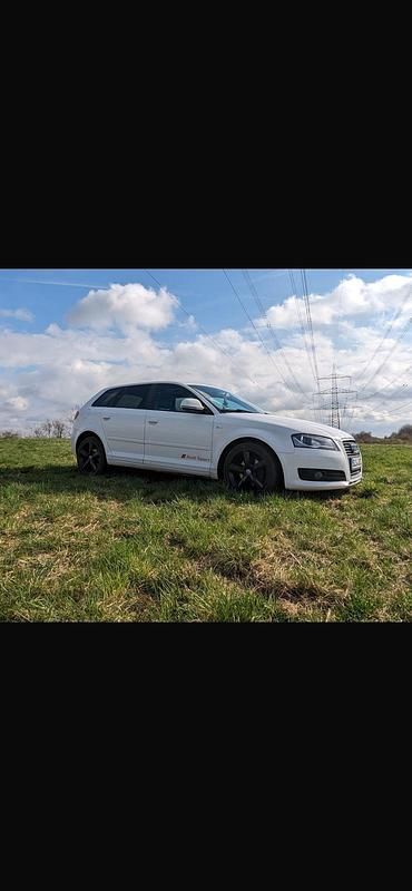 Weiß Gebraucht 2009 Audi A3 S-Line Limousine | 7.550 € (Teuer) - Bild 1/4