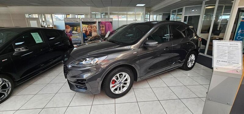 Grau Gebraucht 2021 Ford Kuga ST-Line X SUV | 29.990 € (Teuer) - Bild 1/4