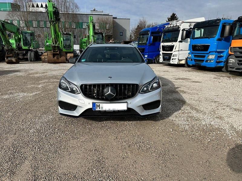 Gebraucht Mercedes E350 Avantgarde 252 PS (185 kW) 2014 Silber Kombi