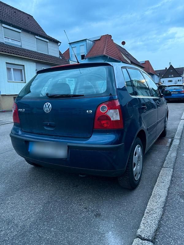Gebraucht VW Polo 64 PS (47 kW) 2002 Blau Kleinwagen