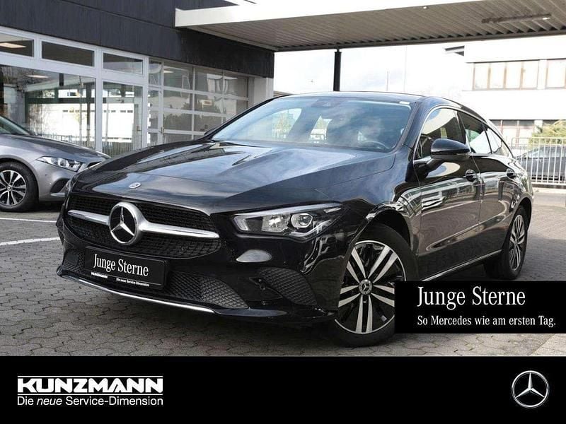 Unilack nachtschwarz Gebraucht 2022 Mercedes E250 Progressive Coupé | 26.390 € (Superpreis) - Bild 1/4