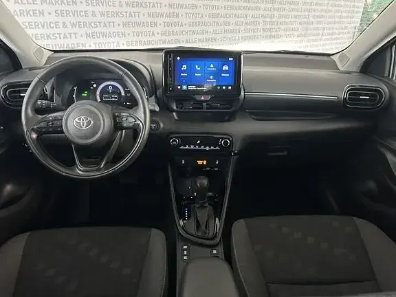 Gebraucht Toyota Yaris Comfort 116 PS (85 kW) 2025 Marlingrau metallic Kleinwagen