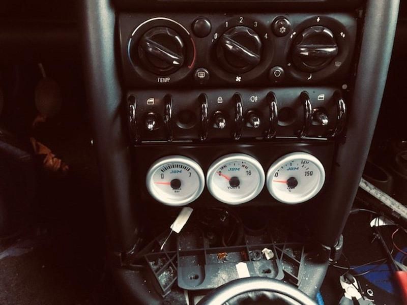 Second-hand Mini ONE 90 CP (66 kW) 2002 Portocaliu Hatchback