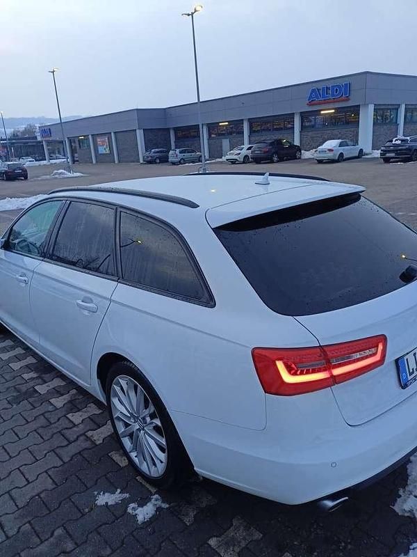 Gebraucht Audi A6 204 PS (150 kW) 2014 Andere farben Kombi