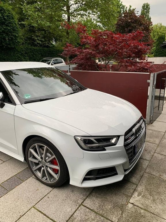 Weiß Gebraucht 2018 Audi S3 Sport Limousine | 25.500 € (Guter Preis) - Bild 1/4