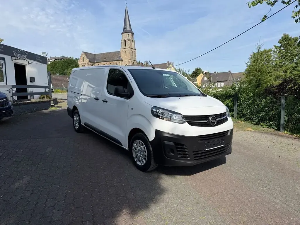 Gebraucht Opel Vivaro-e Combi Edition 144 PS (105 kW) 2022 Weiß Van / Kleinbus